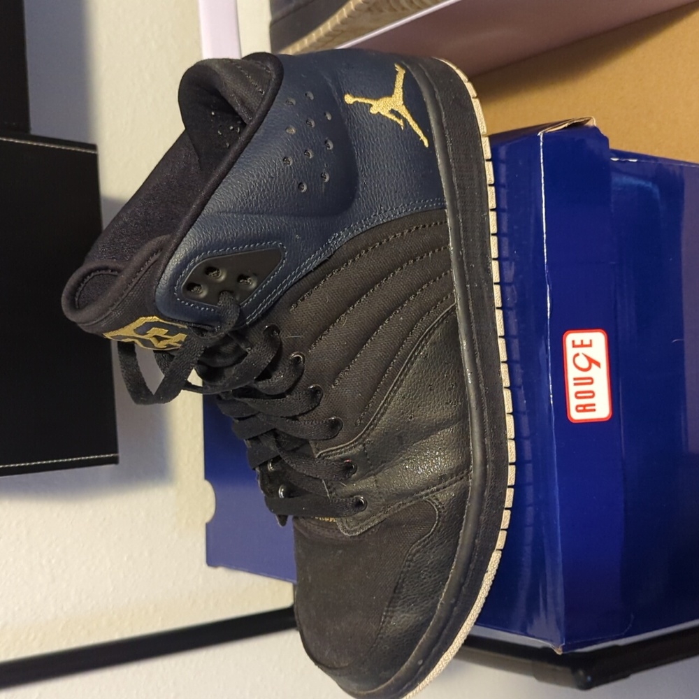 Jordan 1 Flight 4 Premium Black & Navy Blue